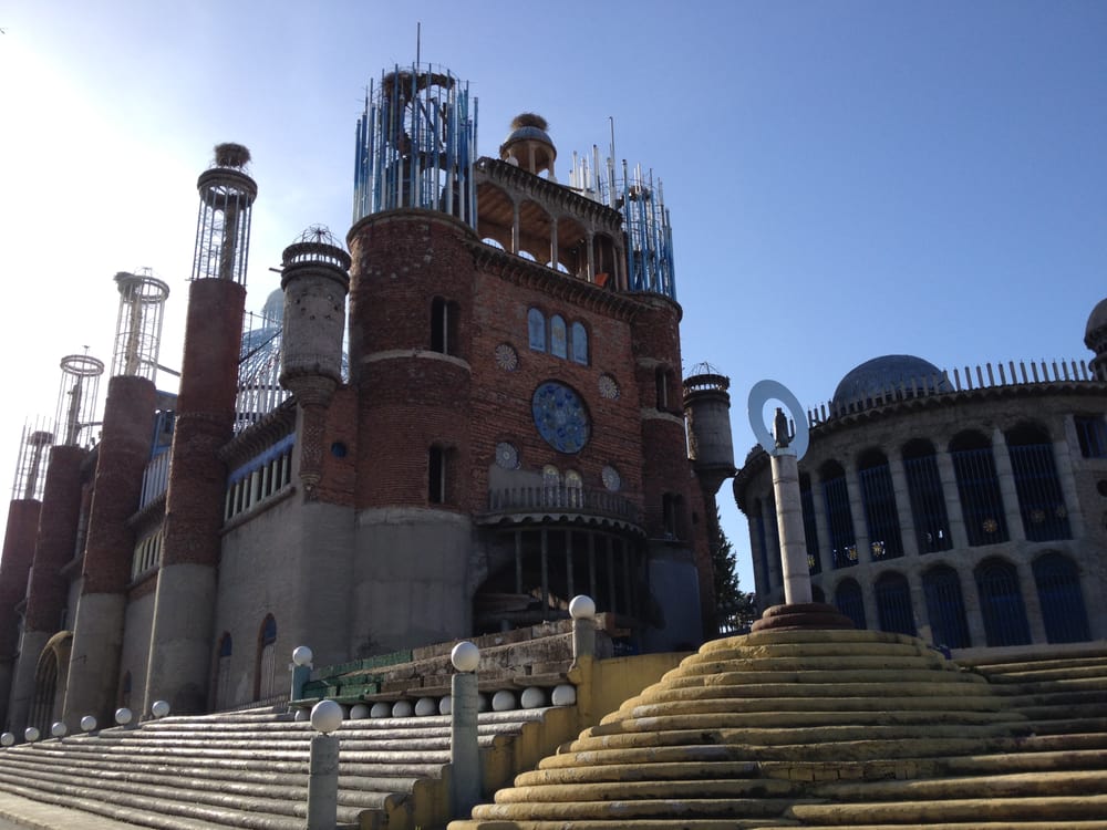 foto catedral de justo en mejorada del campo.jpg